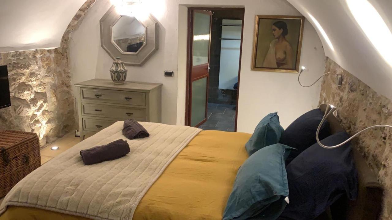 La Villageoise, Chambre Troglodyte Pitoresque Au Coeur Du Village Rognes Zewnętrze zdjęcie